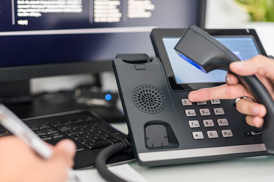 Communication support, call center and customer service help desk